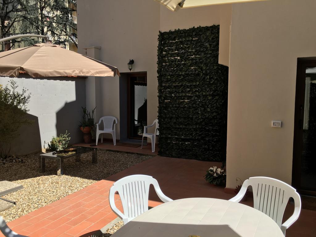 Guest House Il Naif Florencia Exterior foto